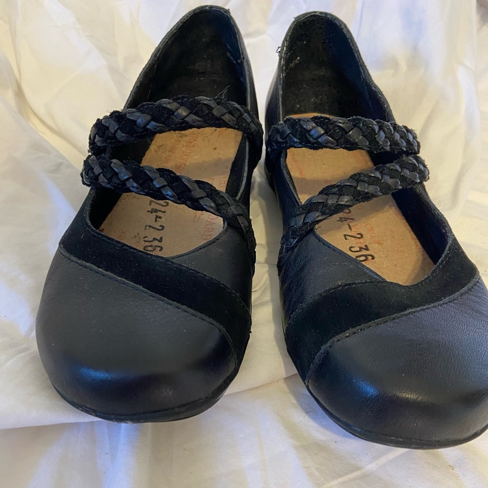 Aetrex Black Braided Women’s Mary Jane Shoes